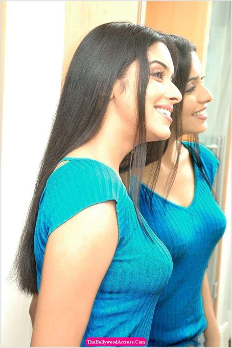 Bollywood Hot Actresses Photos Bollywood Bikini Babes Bollywood Hot Actress Photos Videos