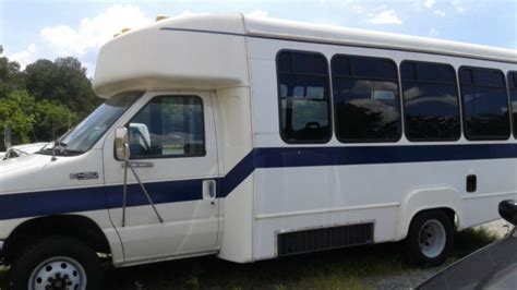 1999 Ford E350 Goshen Coach With Wheelchair Lift One Owner