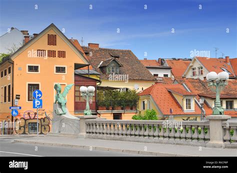 Slovenia, Ljubljana, Dragon Bridge, Ljubljana Stock Photo - Alamy