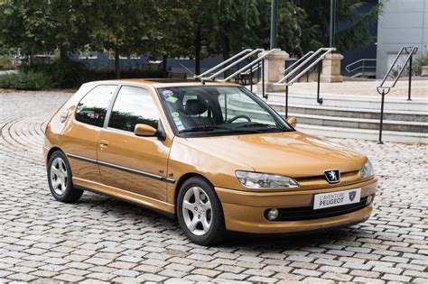 Photo 2 peugeot 306 s16 jaune vermeer Peugeot 306 S16 La première