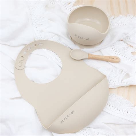 Starting Baby on Solids? When to Start, How to Start & More – Myla + Co.