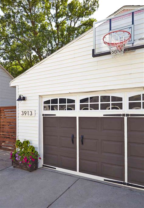 Should You Paint Your Front Door And Garage Door The Same Color Here S What Experts Say