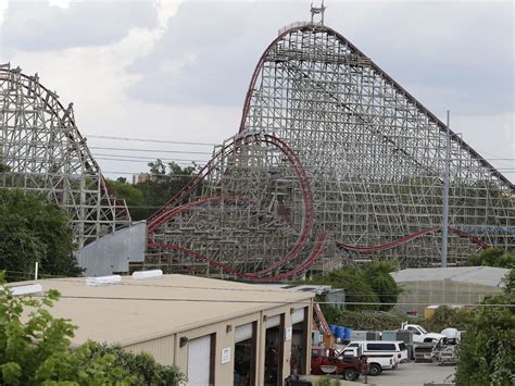 Texas Giant roller coaster has history of injuries - CBS News