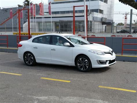 Lanzamiento Renault Fluence Gt En Argentina