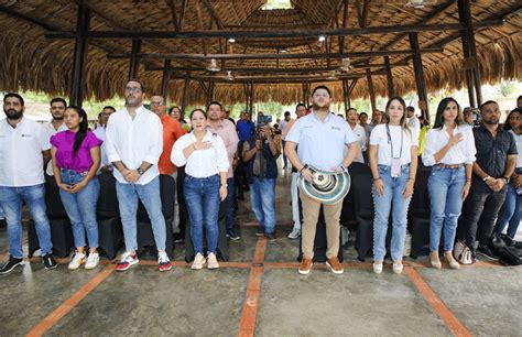 Colocan La Primera Piedra De Construcci N Del Pueblito Cordob S Gs