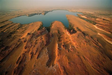 Lakes Of Ounianga Oasis In The Arid Sahara Desert Chad Places To