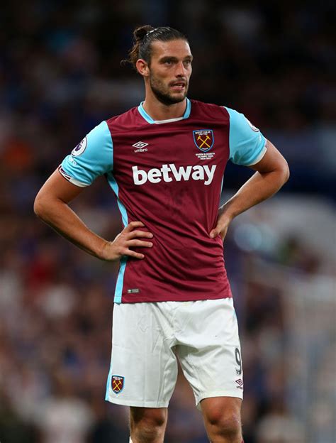 West Ham News Andy Carroll Fit To Play Against Manchester United