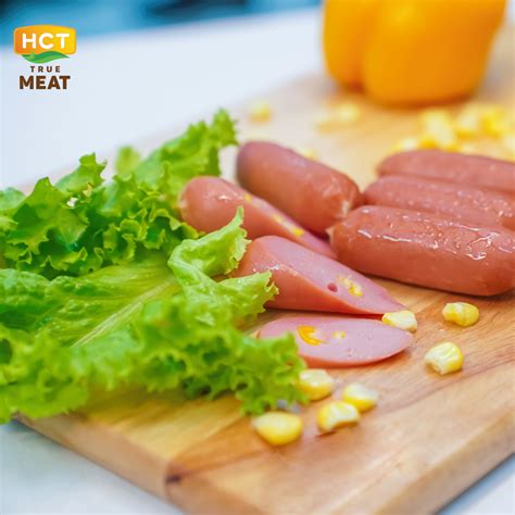 Xúc xích Hotdog bắp ăn liền HCT True Meat 28g– HCT FAMILY FOOD