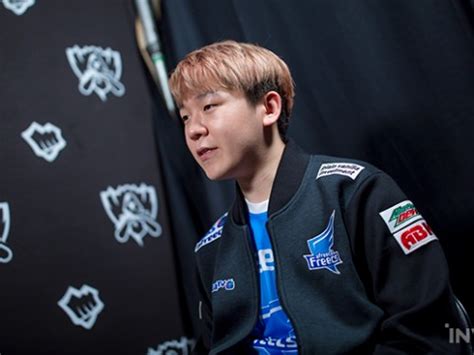 SonicFox At Game Awards I M Gay Black A Furry And The Best Esports Player Of The Year