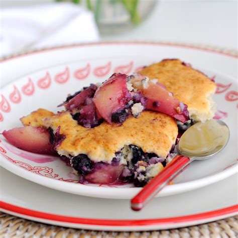 Peach and Berry Cobbler - Martha White®