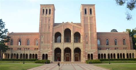 The Quad A History Of Royce Halls Speakers And Performers Daily Bruin