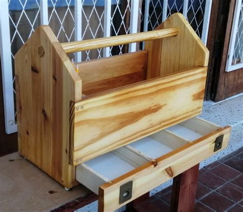 CAJA DE HERRAMIENTAS CARPINTERO BY MANDO BRICOLAJE Caja De