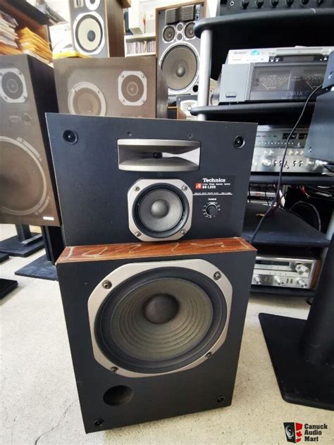 Technics SB L200 Vintage 100W Linear Phase Floor Standing Speakers