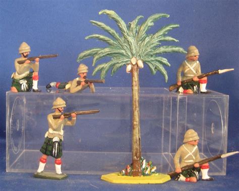 TOY SOLDIERS - SMALL DIORAMA TROPICAL SCOTS- LIKE BRITAINS | #1853730469