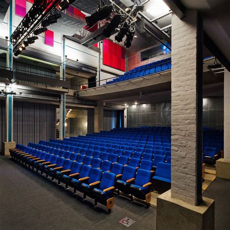 Galeria de Teatro Erotídes de Campos Engenho Central Brasil