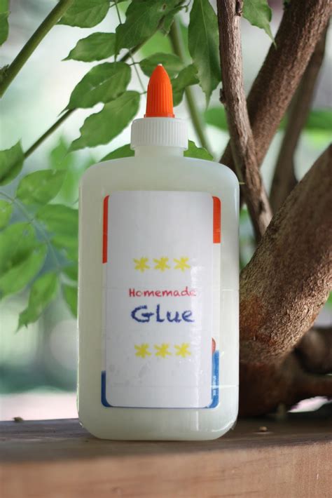 Brilliant DIY Craft Glue Recipes