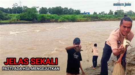 Jala Pun Hanyut Terbawa Derasnya Sungai Citanduy Youtube