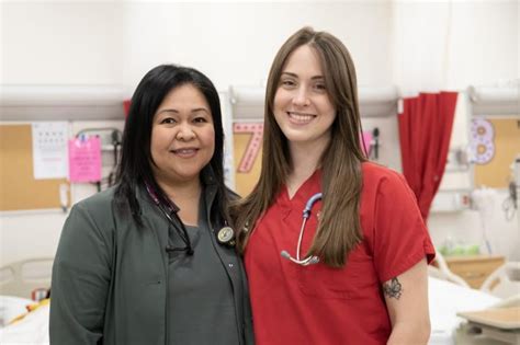 Sbu Nursing Student Receives Suny Chancellors Award For Student