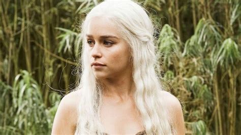 Emilia Clarke Asegura Que Ha Sido Presionada Para Rodar Desnudos Tras