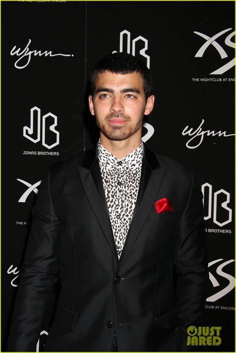 Jonas Brothers Celebrate Nicks 21st Birthday At Xs Photo 2953291