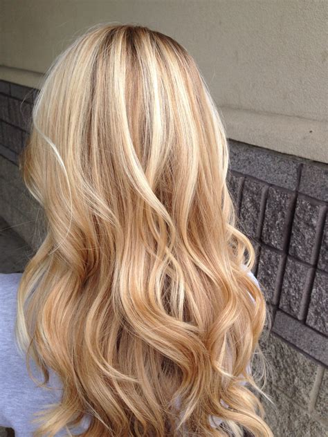 Balayage Strawberry Blonde Hair Color Blonde Hair Looks Warm Blonde