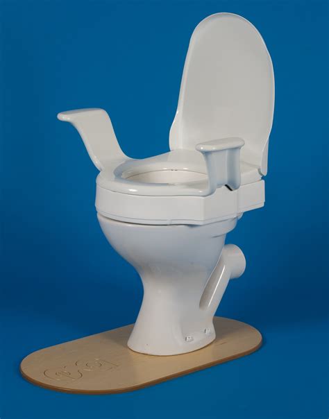 Nobi Raised Toilet Seat - Lift - review, compare prices, buy online