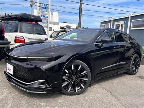 TOYOTA CROWN CROSSOVER RS ADVANCED 2023 BLACK 8600 Km Details