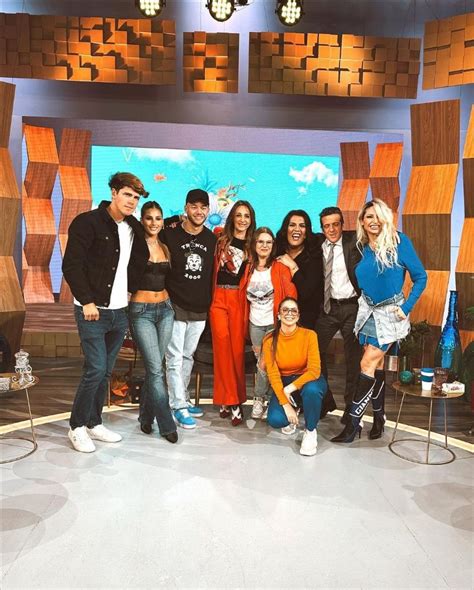 Julieta Poggio apareció con un look para el infarto MDZ Online