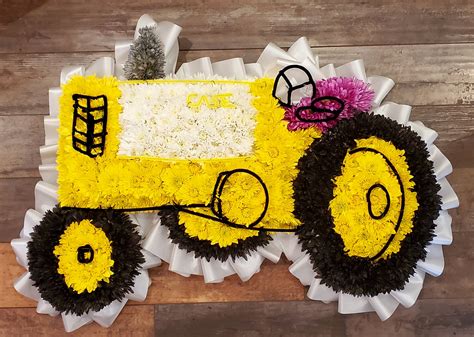 Custom Floral Sculptures by Reynolds Flowers, Premiere Florist of