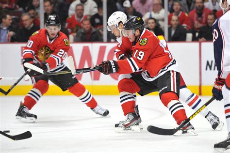 Blackhawks Extend Streak To 21 With 4 3 Overtime Win Over Blue Jackets