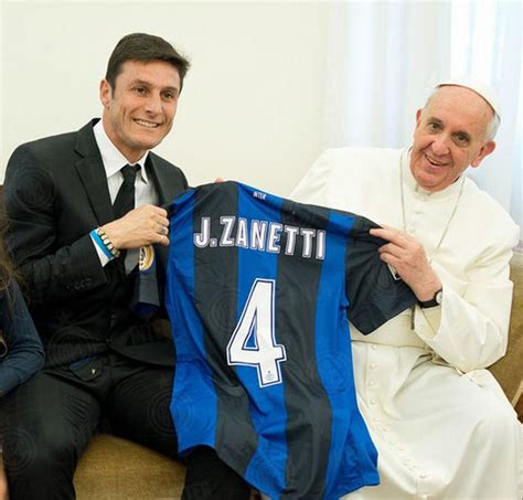 Zanetti Compie 40 Anni Gli Auguri Dell Inter Calciomercato