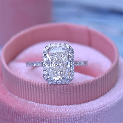 radiant cut solitaire engagement rings
