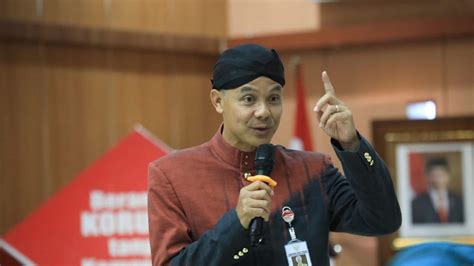 Survei SMRC Dukungan Capres 2024 Untuk Ganjar Pranowo Menguat Unggul