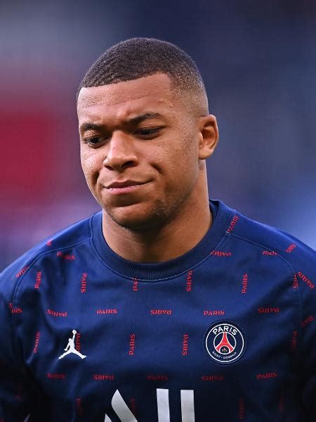 Mbappé se sente traído e quer deixar o PSG em janeiro diz jornal