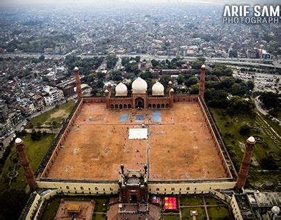 Badshahi Masjid Architecture Design Projects :: Photos, videos, logos ...