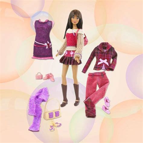 Fashion Fever Barbie Doll Clothes and Accessories - 7 Days of Style