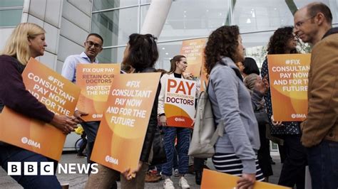 Consultants Vote For Strike Action In Ni Bbc News