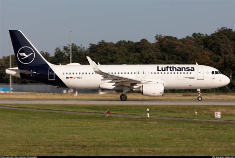 D AIZS Lufthansa Airbus A320 214 WL Photo By Sierra Aviation