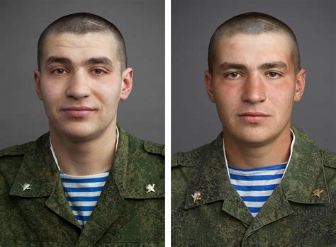 Soldados rusos antes y después del servicio militar Fotos Russia