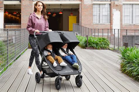 6 best twin prams that carry two carrycots | Mum's Grapevine