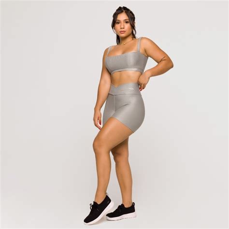 Top Feminino Prata Fitness Poliamida Cinza Academia Decote Reto Lot