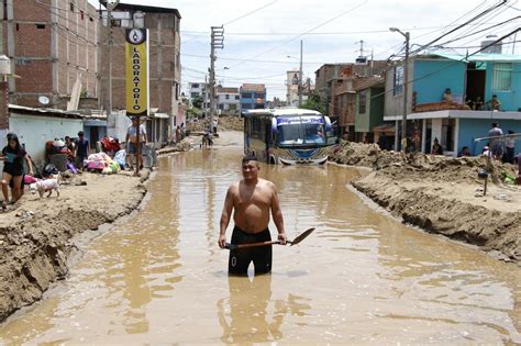 La Libertad Cerca De 300 Viviendas Quedaron Bajo El Lodo Tras Fuertes