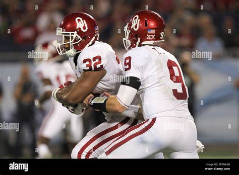 29 December 2014 Oklahoma Sooners Running Back Samaje Perine 32