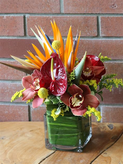 Tropical Arrangement Of The Week In Venice Fl Venetian Flowers