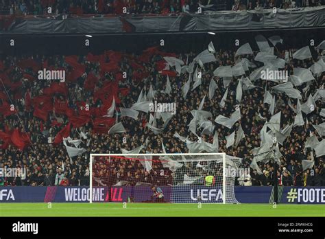 ROTTERDAM, NETHERLANDS - SEPTEMBER 19: fans of Feyenoord during the UEFA Champions League 2023/ ...