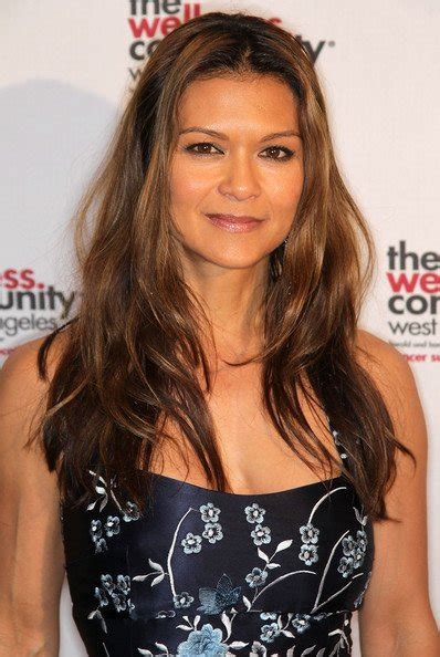 Nia Peeples Biography & TV / Movie Credits