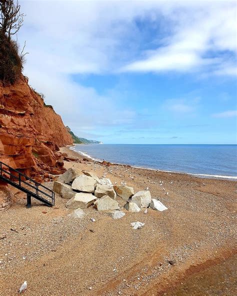 Dog Friendly Beaches in Sidmouth - BeachAtlas