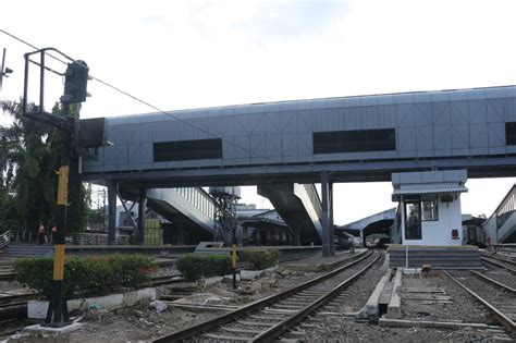 Mengintip Skybridge Pemandangan Baru Di Stasiun Bandung Dara Co Id