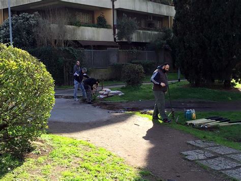 Staccionata Fonte Meravigliosa Il Lavoro Dei Residenti