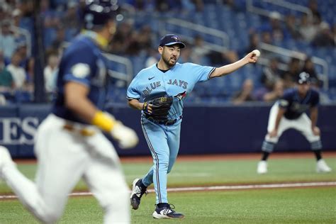 日米通算100勝の菊池雄星「時間はかかったけど」21年オフ先発へこだわり移籍決断 Mlb写真ニュース 日刊スポーツ